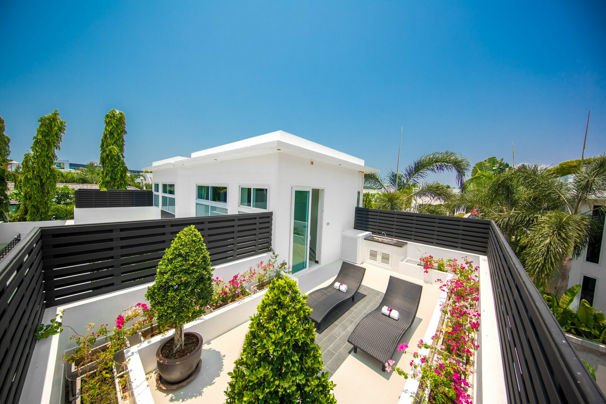 Colibri Pool Villa Pattaya Jomtien Beach Exterior photo
